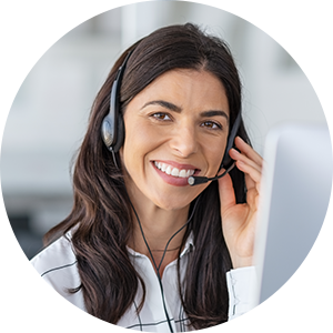 Knick customer service, showing a friendly person. The person is in the office. 